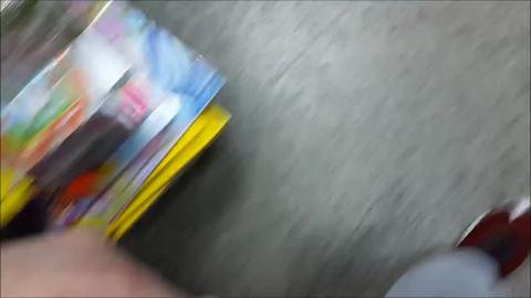 9887